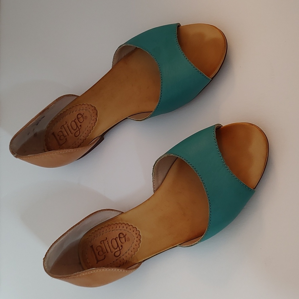 Leather Latigo Turquoise & Tan Slip on Cutout Flats sz 6